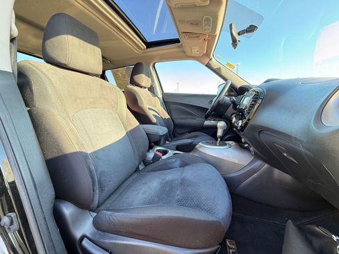 Used 2015 Nissan Juke SV w/ Technology Package FWD image 28