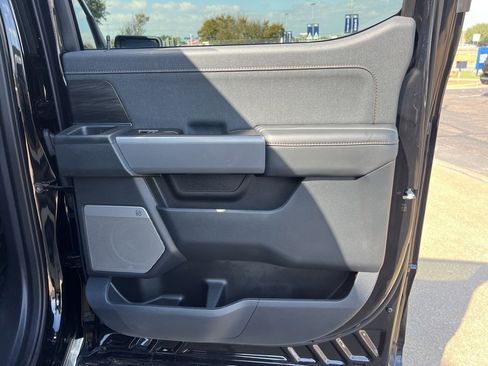 Used 2024 Ford F150 Lariat w/ FX4 Off-Road Package image 19