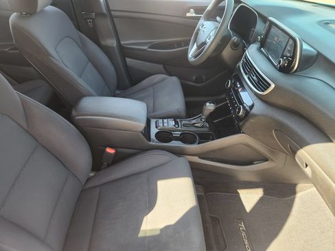 Used 2019 Hyundai Tucson Value FWD image 11