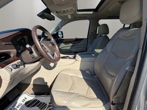 Used 2015 Cadillac Escalade ESV Premium image 9