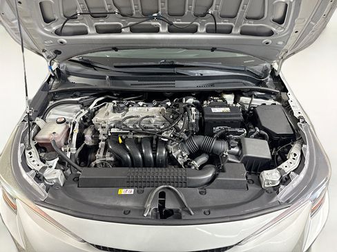 Used 2021 Toyota Corolla LE FWD image 38