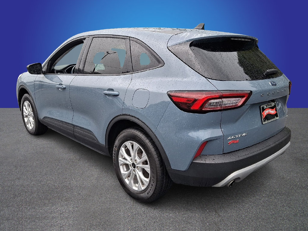 Used 2025 Ford Escape Active AWD/4WD image 6