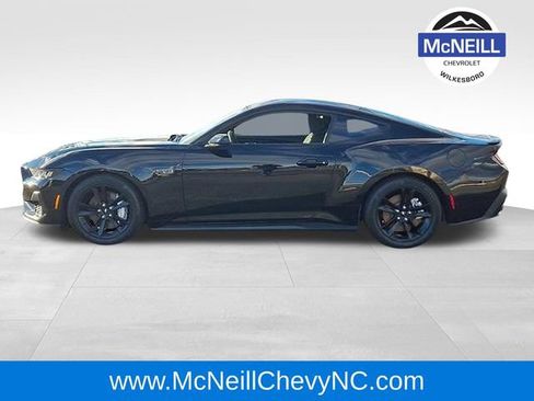 Used 2025 Ford Mustang GT image 7