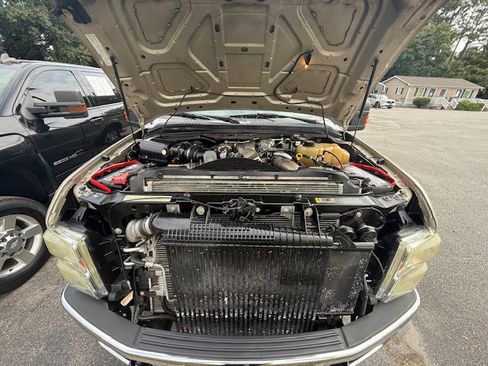 Used 2010 Ford F250 XL image 5