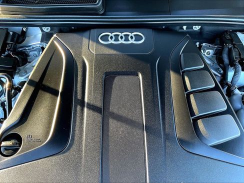 Used 2021 Audi Q7 2.0T Premium Plus w/ Premium Plus Package AWD/4WD image 34