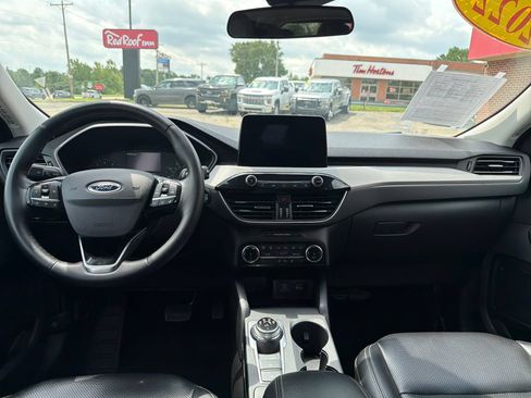 Used 2022 Ford Escape SEL AWD/4WD image 15