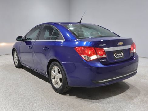 Used 2012 Chevrolet Cruze LT w/ All-Star Edition FWD image 6