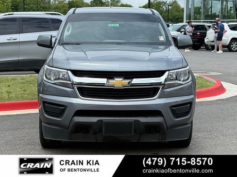 Used 2020 Chevrolet Colorado W/T w/ WT Convenience Package AWD/4WD image 2