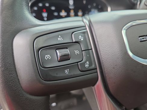 Used 2025 GMC Sierra 3500 Denali Ultimate AWD/4WD image 12