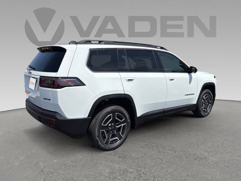 New 2026 Jeep Cherokee Limited image 18