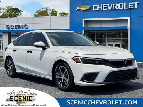 Used 2024 Honda Civic LX image 1