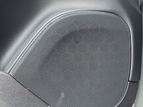 Certified 2025 Volvo XC90 B6 Plus image 31