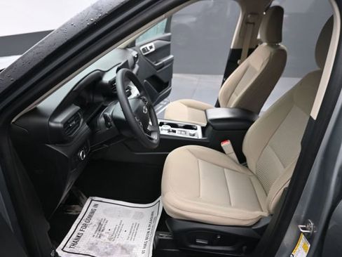 Used 2024 Ford Explorer 4WD image 14