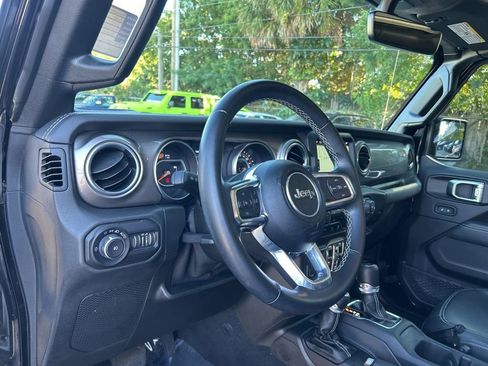 Certified 2021 Jeep Wrangler Unlimited Sahara image 10