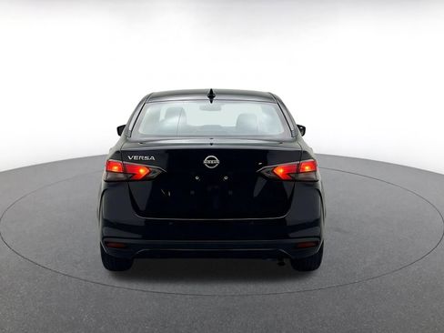 Used 2025 Nissan Versa SV FWD image 8
