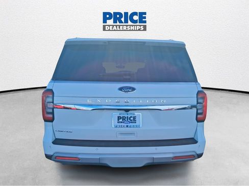 Used 2023 Ford Expedition Limited image 6