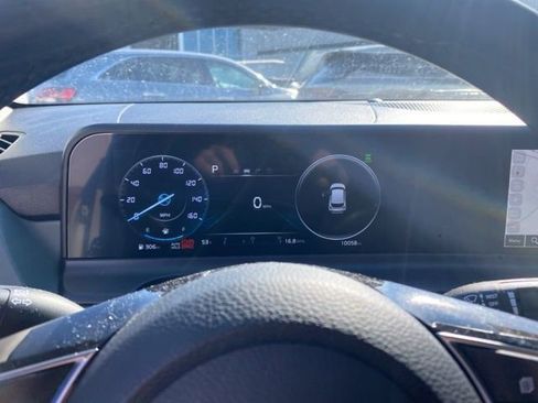 Used 2024 Kia Seltos SX w/ SX Sunroof Package image 28