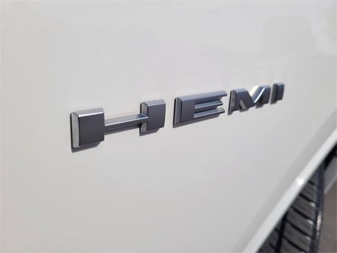 Used 2024 Dodge Durango R/T image 27