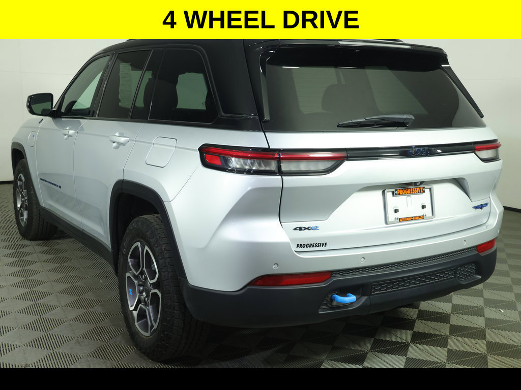 Used 2022 Jeep Grand Cherokee Trailhawk AWD/4WD image 4