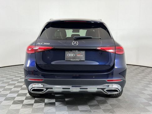 Used 2024 Mercedes-Benz GLC 300 image 10