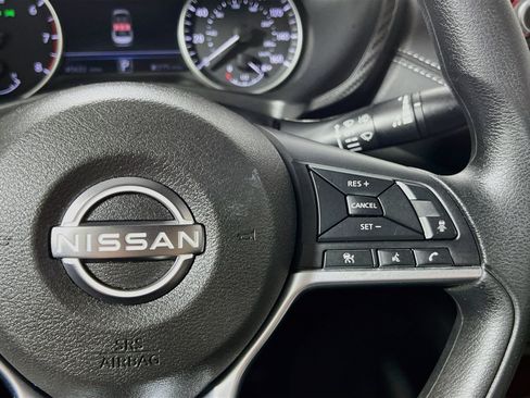 Used 2025 Nissan Sentra SV FWD image 20