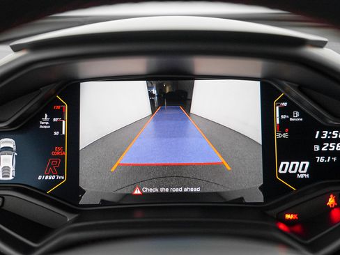Used 2021 Lamborghini Huracan EVO RWD image 29