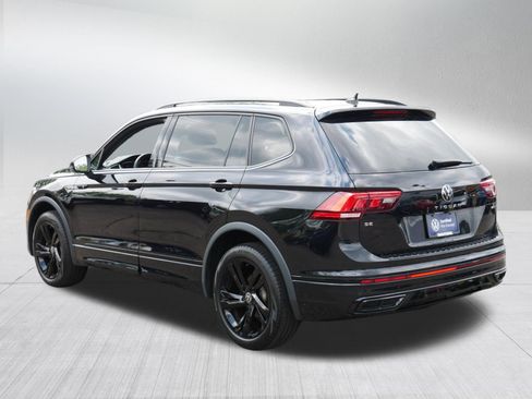 Certified 2024 Volkswagen Tiguan SE R-Line AWD/4WD image 5