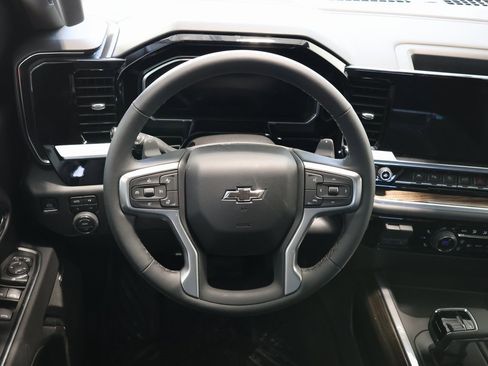 New 2026 Chevrolet Silverado 1500 LT Trail Boss w/ Safety Package image 15