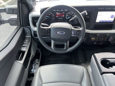 Used 2024 Ford F350 XL AWD/4WD image 15