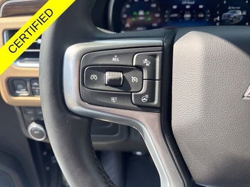 Used 2024 Chevrolet Tahoe Premier w/ Premium Package 2 AWD/4WD image 17