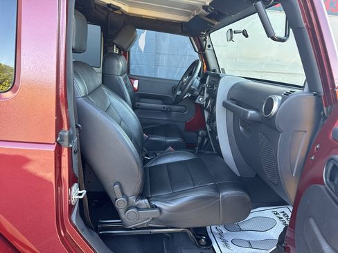 Used 2009 Jeep Wrangler Sahara AWD/4WD image 20