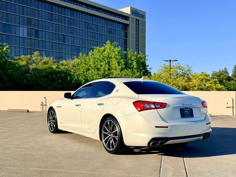 Used 2019 Maserati Ghibli GranLusso RWD image 8