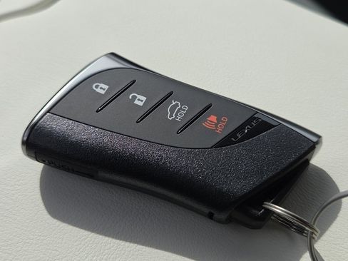 New 2025 Lexus ES 350 F Sport image 40