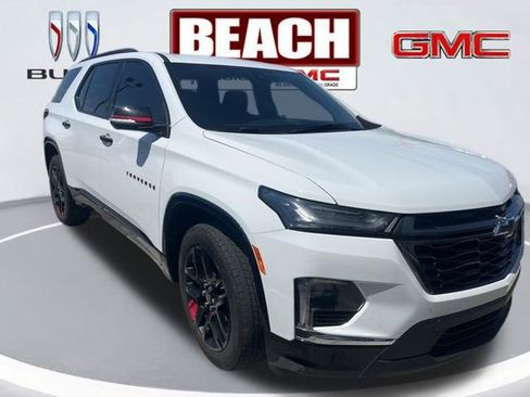 Used 2023 Chevrolet Traverse Premier w/ Redline Edition FWD image 3