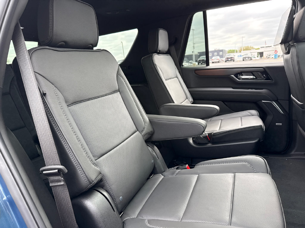 New 2026 GMC Yukon Denali w/ Denali Reserve Package AWD/4WD image 40