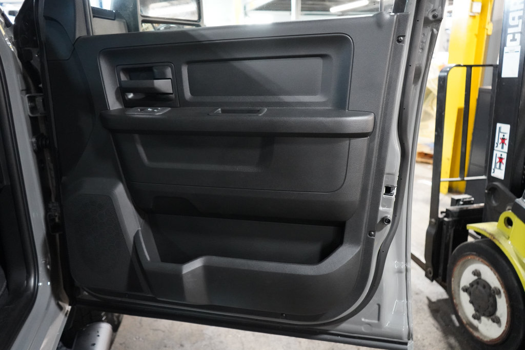 New 2027 RAM 3500 Tradesman AWD/4WD image 30