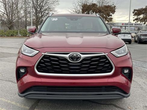 Used 2020 Toyota Highlander XLE image 8