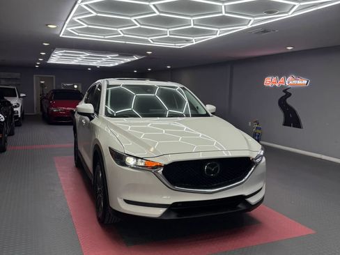 Used 2019 MAZDA CX-5 Touring AWD/4WD image 1
