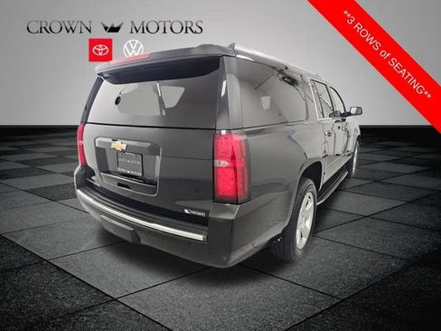 Used 2018 Chevrolet Suburban Premier image 10