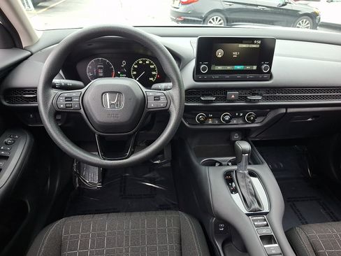 Certified 2024 Honda HR-V LX image 10