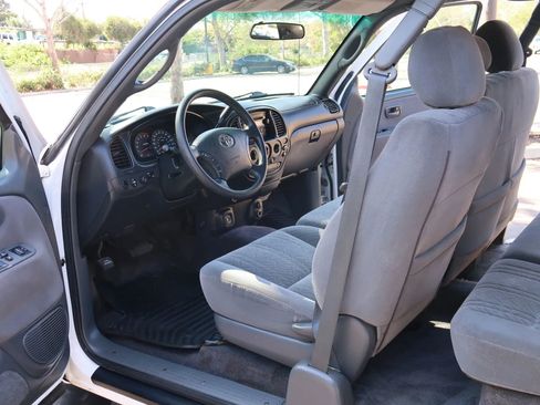 Used 2005 Toyota Tundra Limited image 13