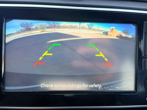 Used 2021 Nissan Versa S image 4