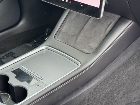 Used 2022 Tesla Model 3 Long Range AWD/4WD image 19
