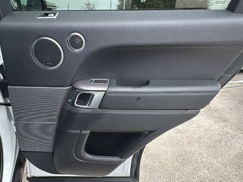 Used 2018 Land Rover Range Rover Sport HSE AWD/4WD image 27