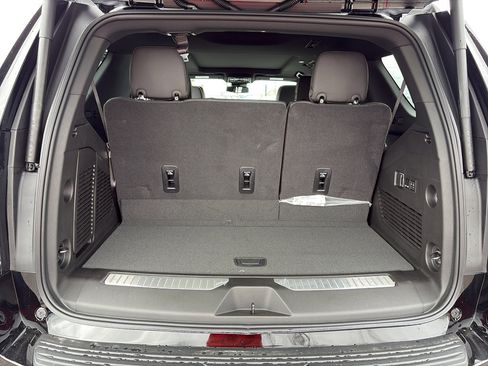 New 2026 Chevrolet Tahoe Premier w/ Sun And Tow Package AWD/4WD image 10