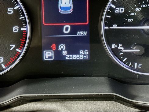 Used 2025 Subaru Outback Premium image 19