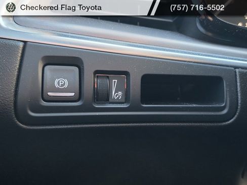 Used 2024 Cadillac XT5 Luxury image 10