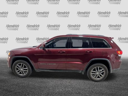 Used 2018 Jeep Grand Cherokee Laredo AWD/4WD image 7