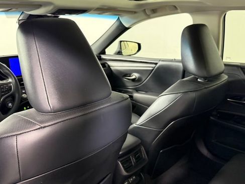 Certified 2023 Lexus ES 350 w/ Premium Package FWD image 25