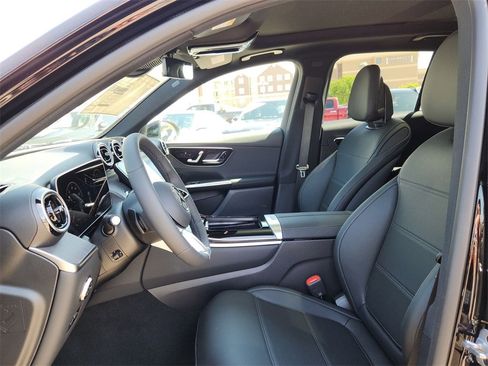 New 2025 Mercedes-Benz GLC 300 4MATIC image 16